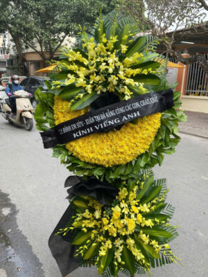 Mẫu vòng hoa viếng 2 tầng