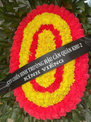 vòng hoa chia buồn 