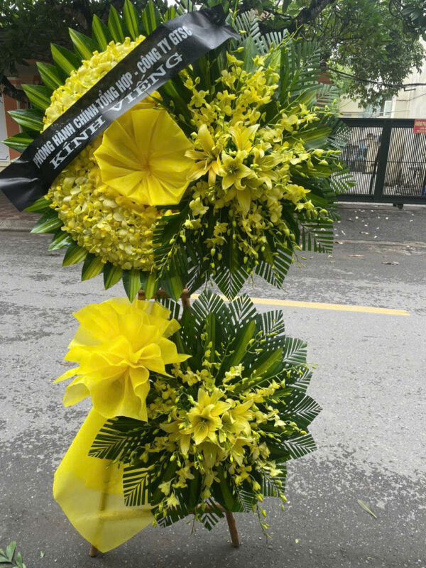 Vòng hoa tang lễ 2 tầng